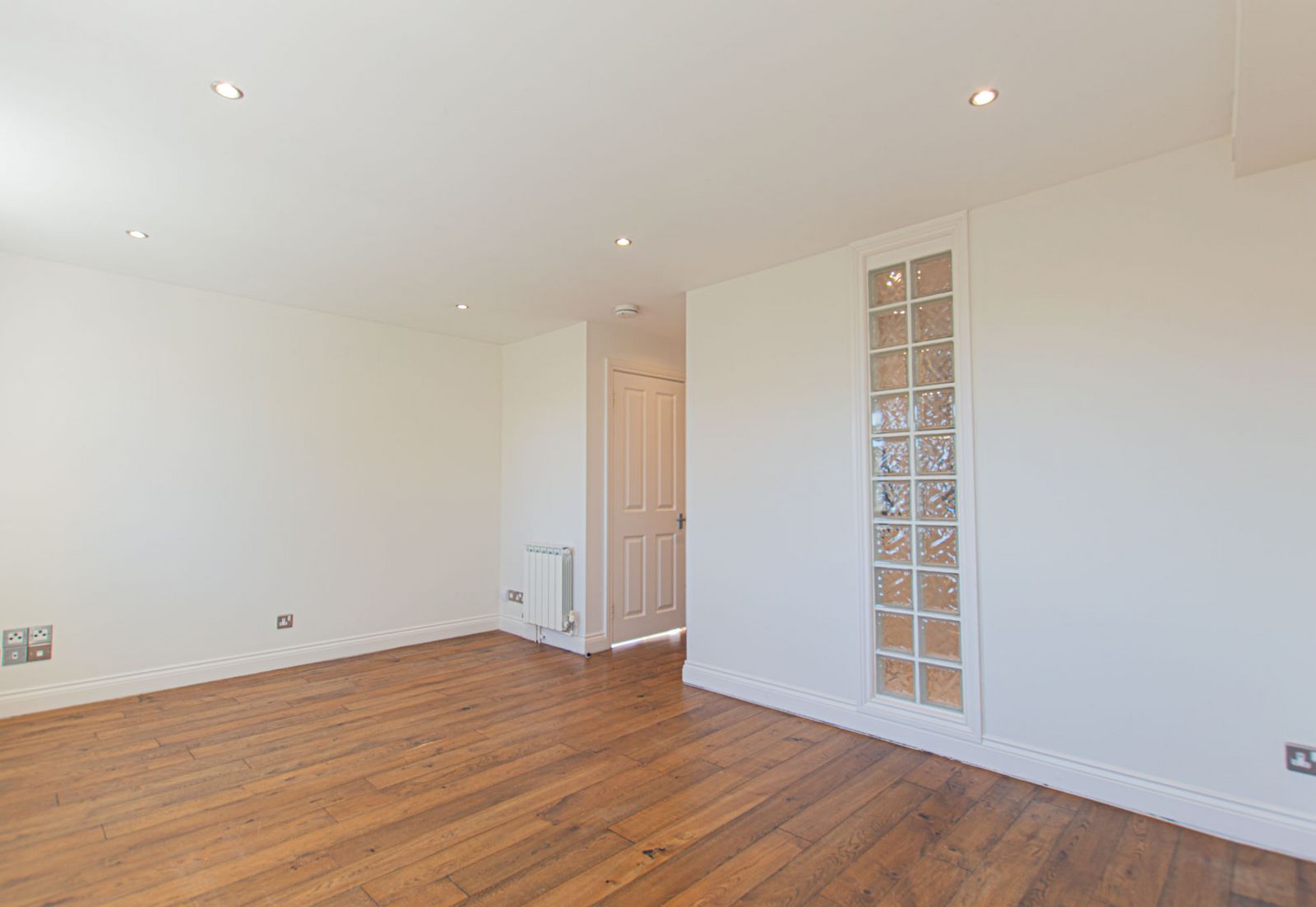 2 Castleview photo 11