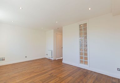 2 Castleview photo 11