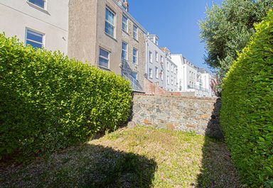 2 Castleview photo 19