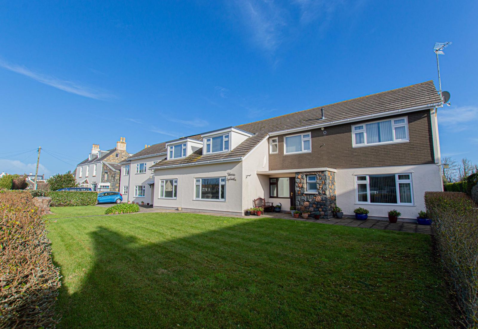 5, Tokoroa Apartments