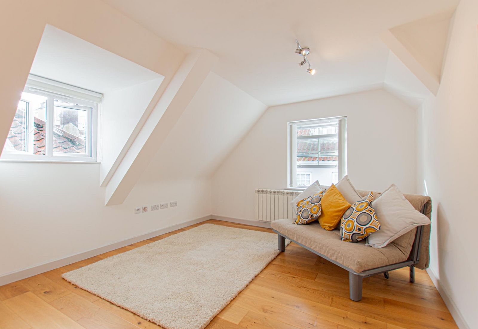 Apartment 5, 13-15, Victoria Road photo 2
