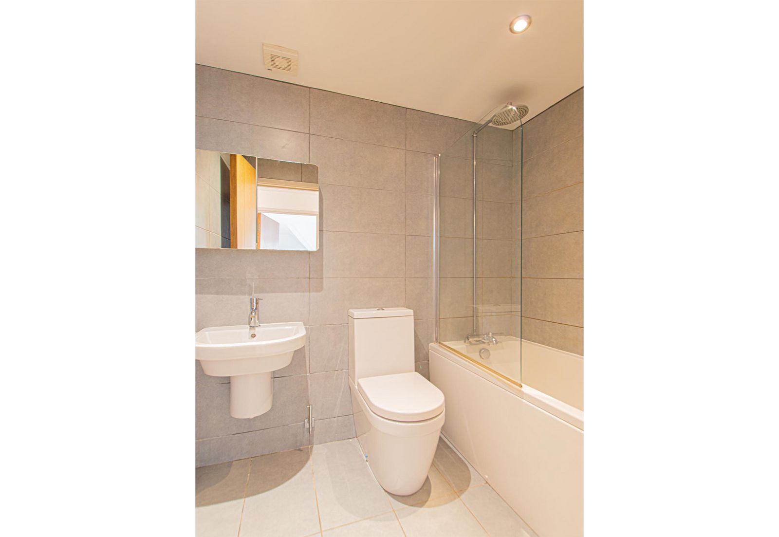 Apartment 5, 13-15, Victoria Road photo 9
