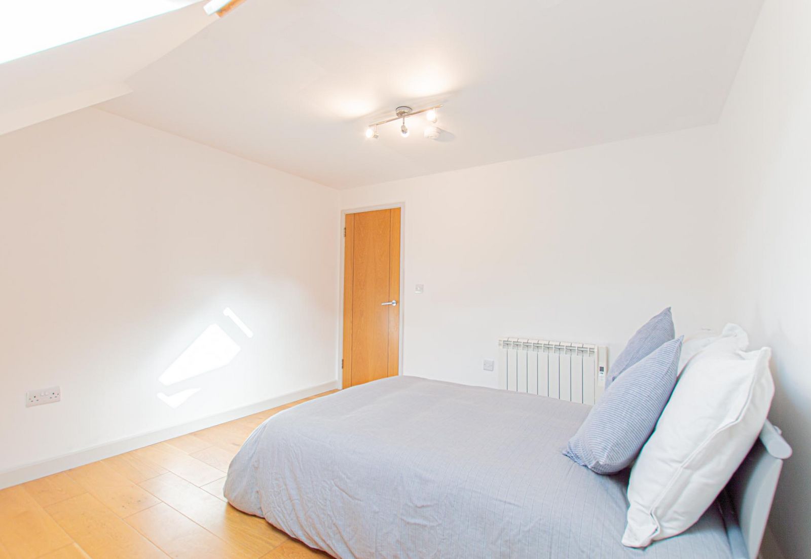 Apartment 5, 13-15, Victoria Road photo 6