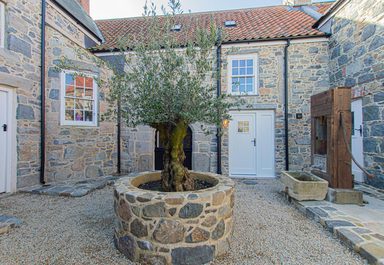 Unit 2, Le Tertre photo 23