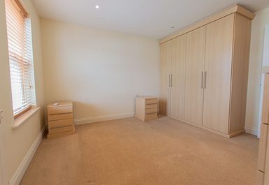 4 Easterbrook photo 7
