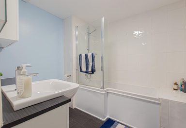 Apartment D, Alma House photo 12