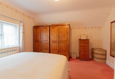 Wedgedin photo 18