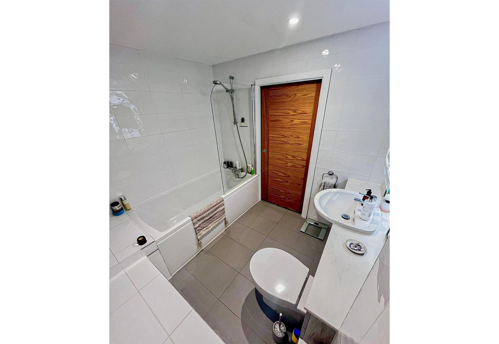 Apartment 2, Trinity Square Apartments photo 9