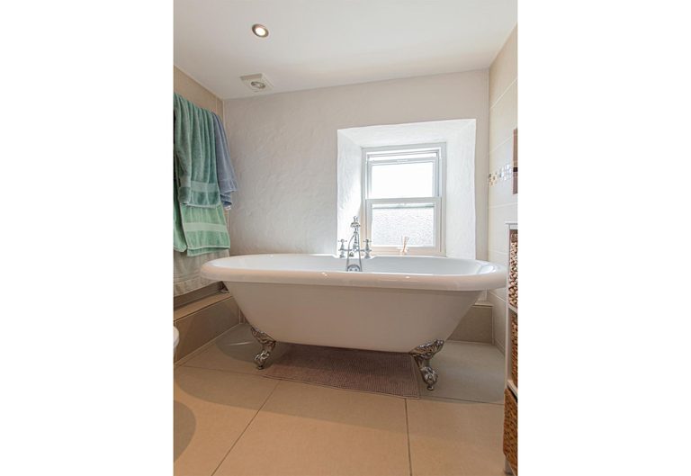 2, Maison De Bas Cottage - photo 22 of 32