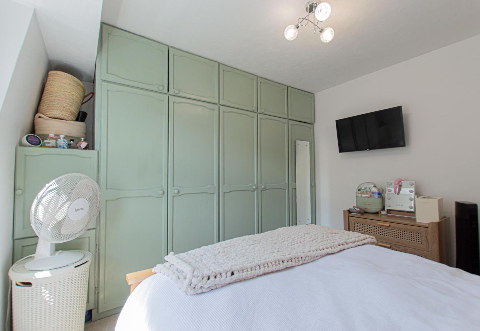 17, Oldwood Court photo 13