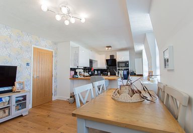 17, Oldwood Court photo 8