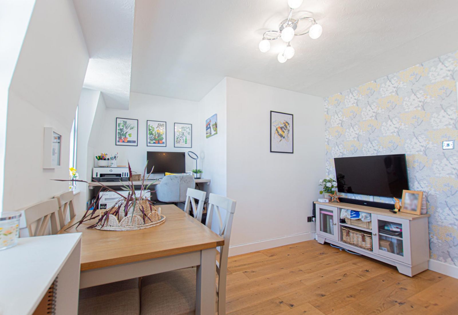 17, Oldwood Court photo 7