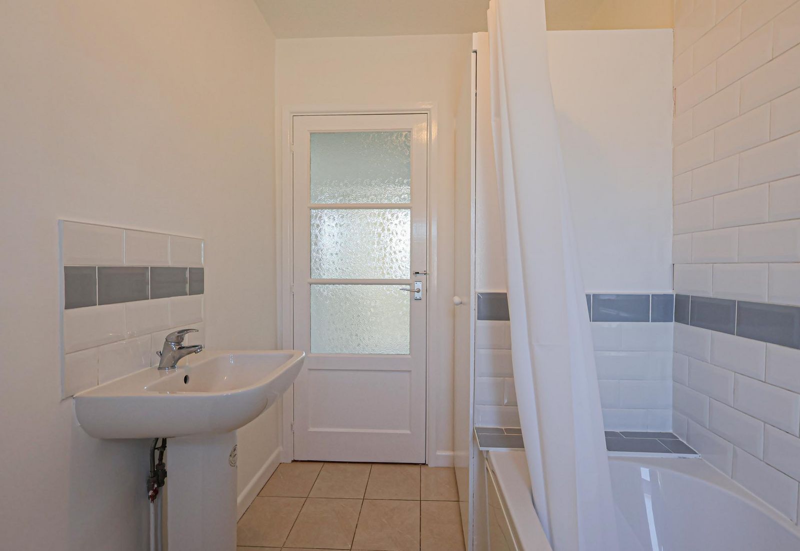 New Place photo 15