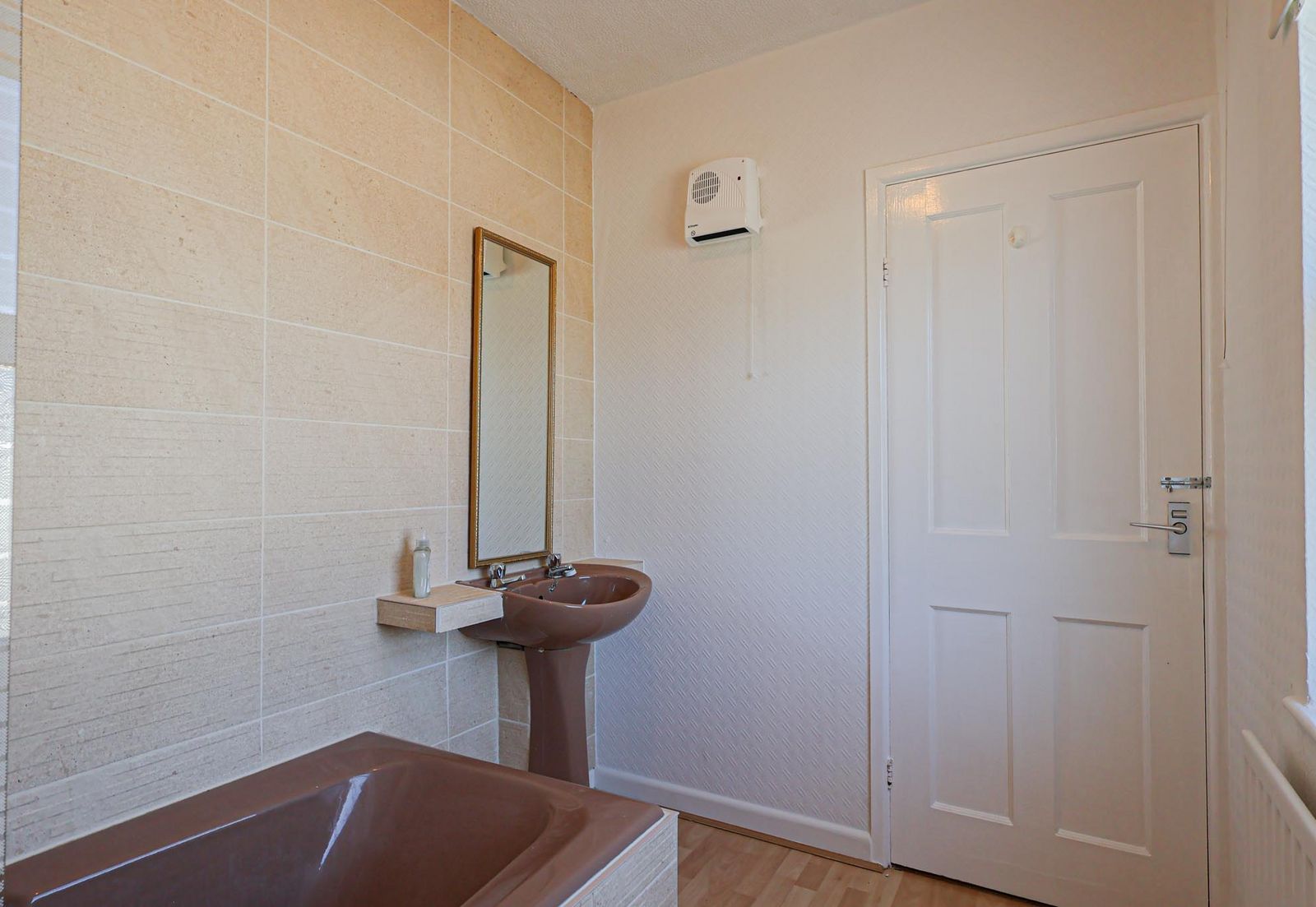 New Place photo 26