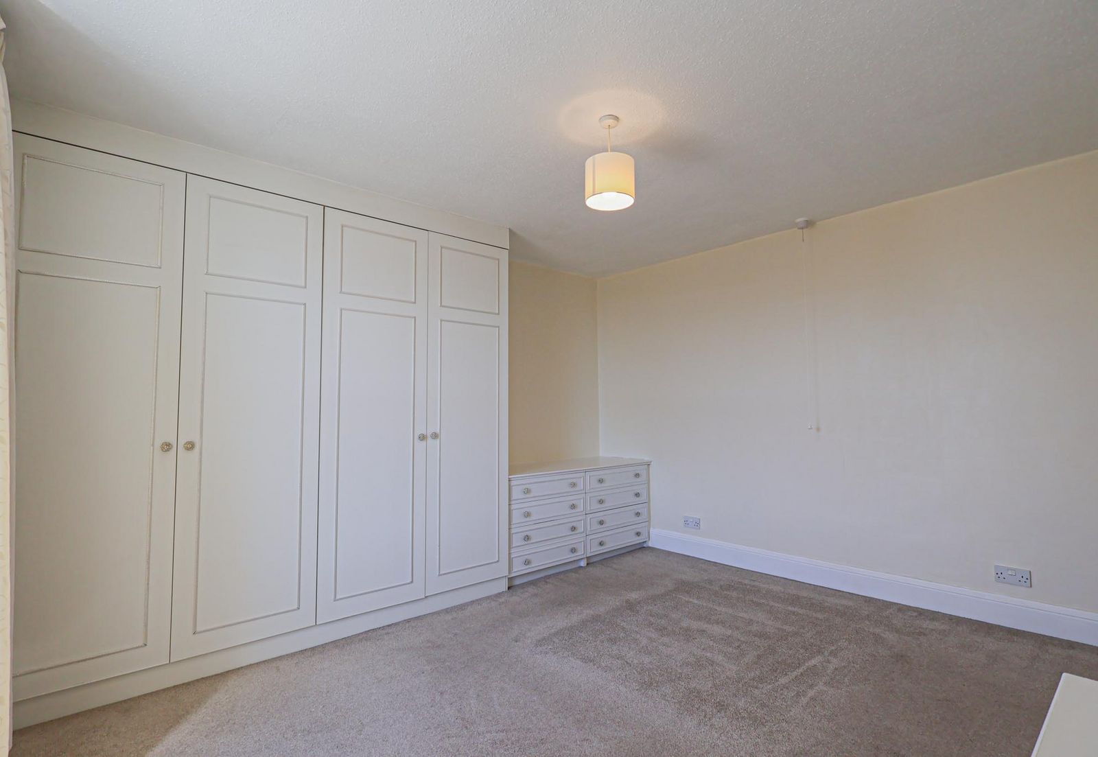 New Place photo 21