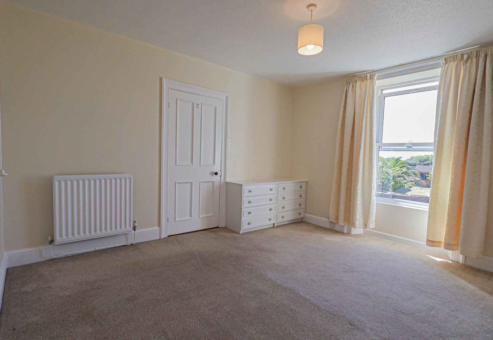 New Place photo 22