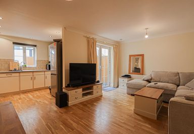 Apartment 12, Park Place photo 4