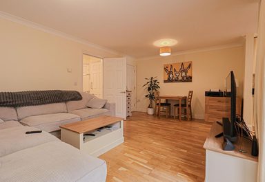Apartment 12, Park Place photo 3