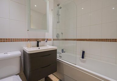 Apartment 12, Park Place photo 11