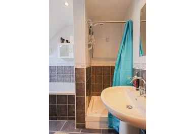 Flat 4, 29, Victoria Road photo 12