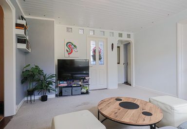 Flat 4, 29, Victoria Road photo 3
