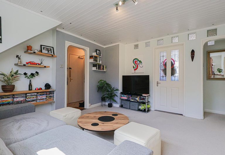 Flat 4, 29, Victoria Road photo 1