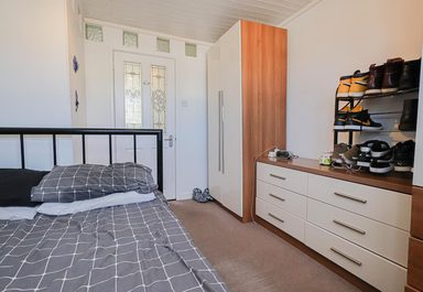 Flat 4, 29, Victoria Road photo 9