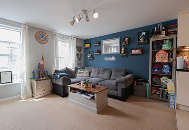 Apartment 2, Herald Court photo 4