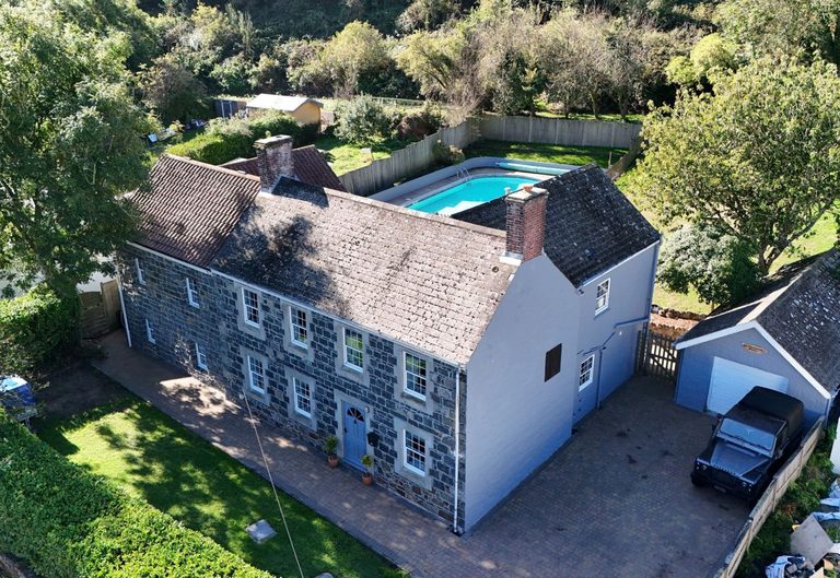 La Vassalerie House