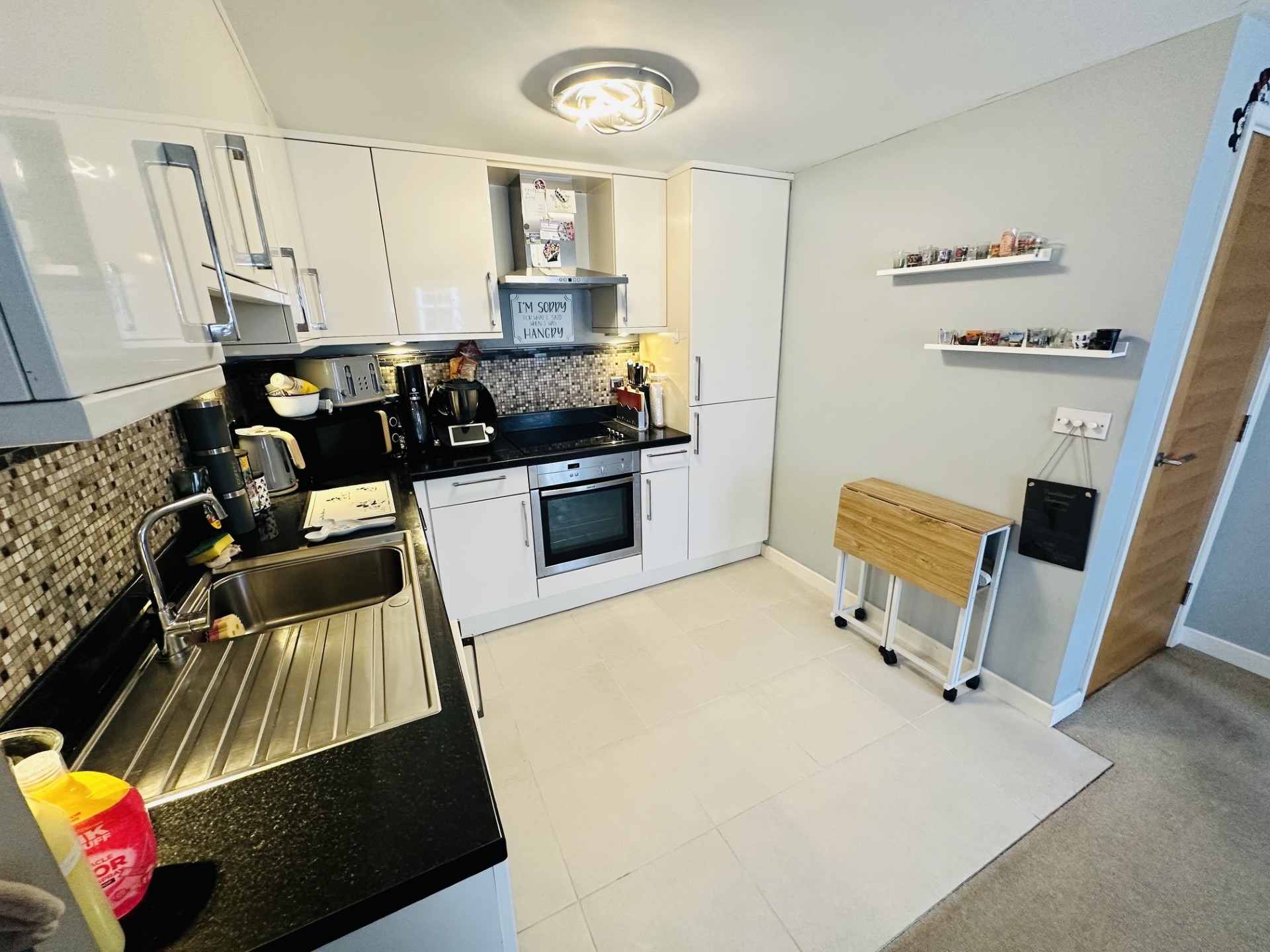 Apartment 2, Herald Court photo 8