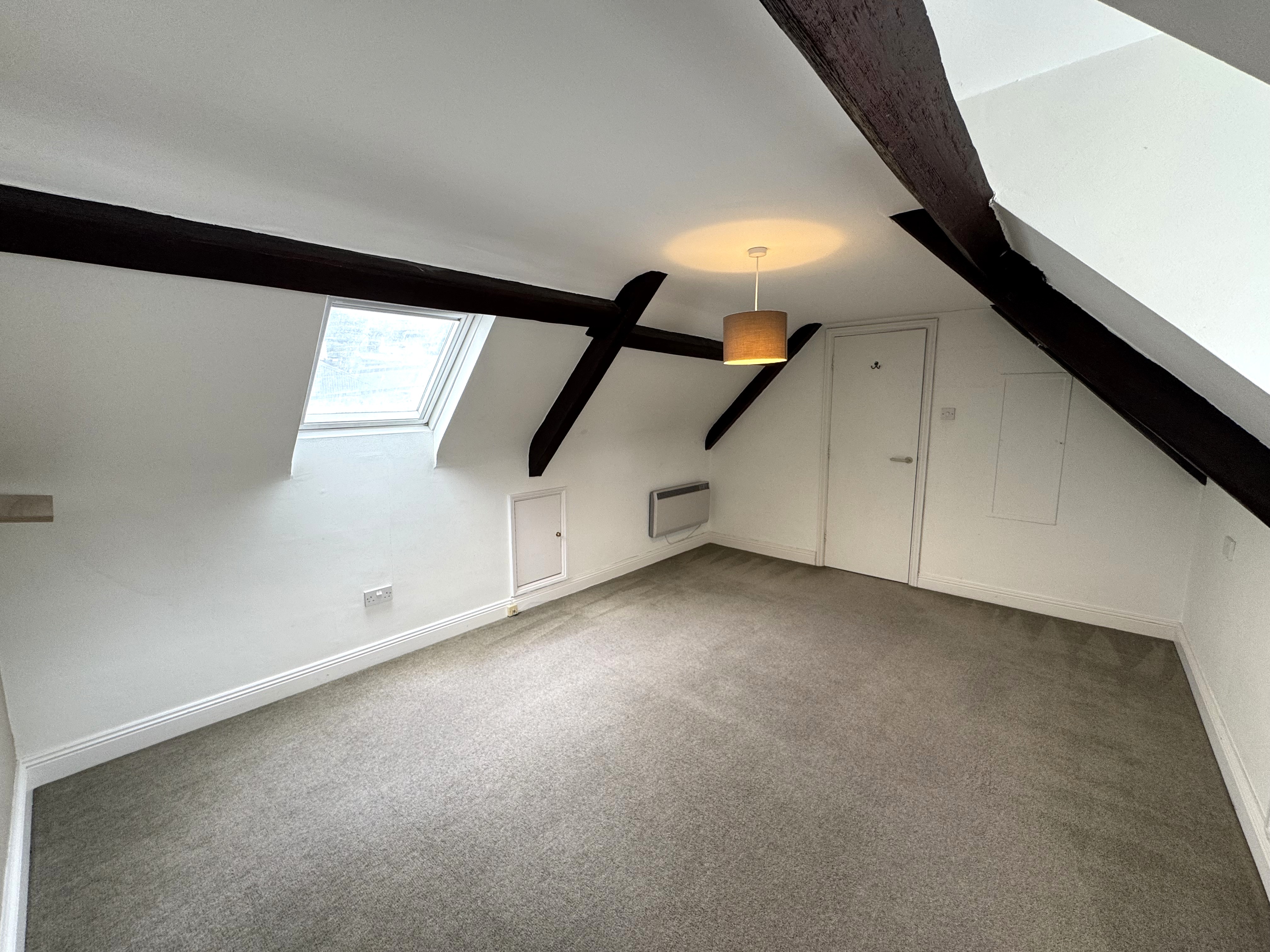 Flat 2, Trafalgar House photo 10