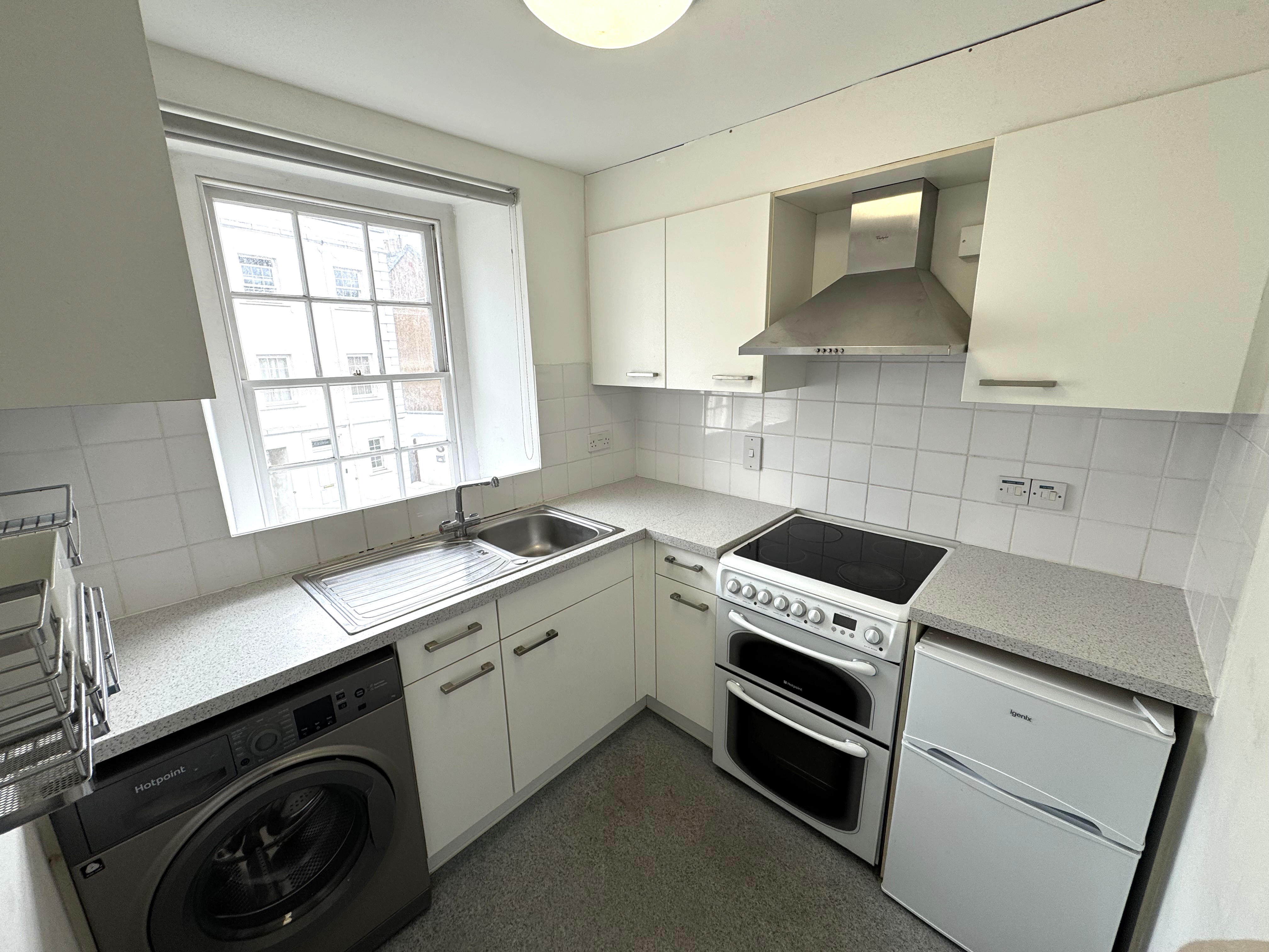 Flat 2, Trafalgar House photo 6