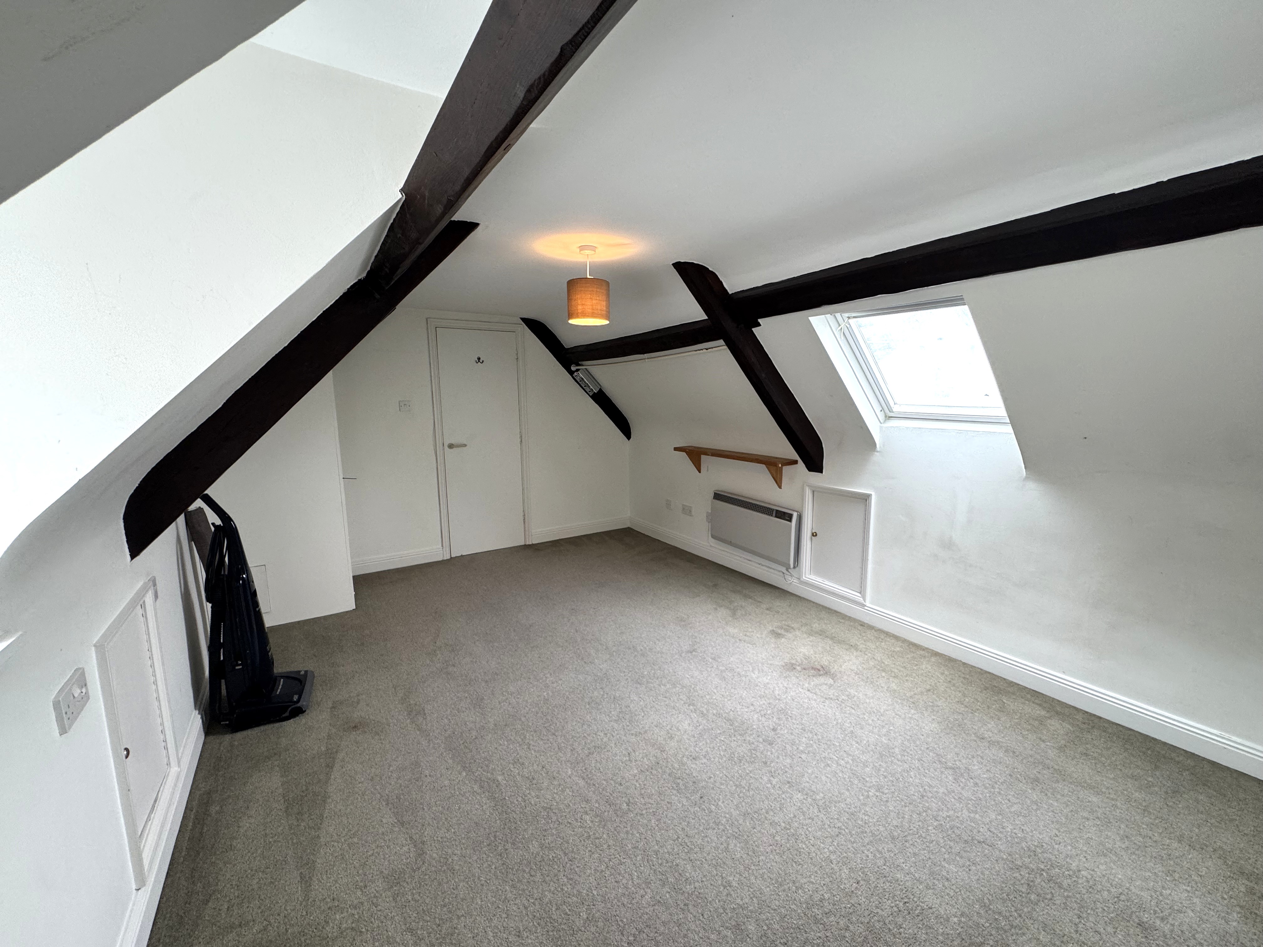 Flat 2, Trafalgar House photo 13