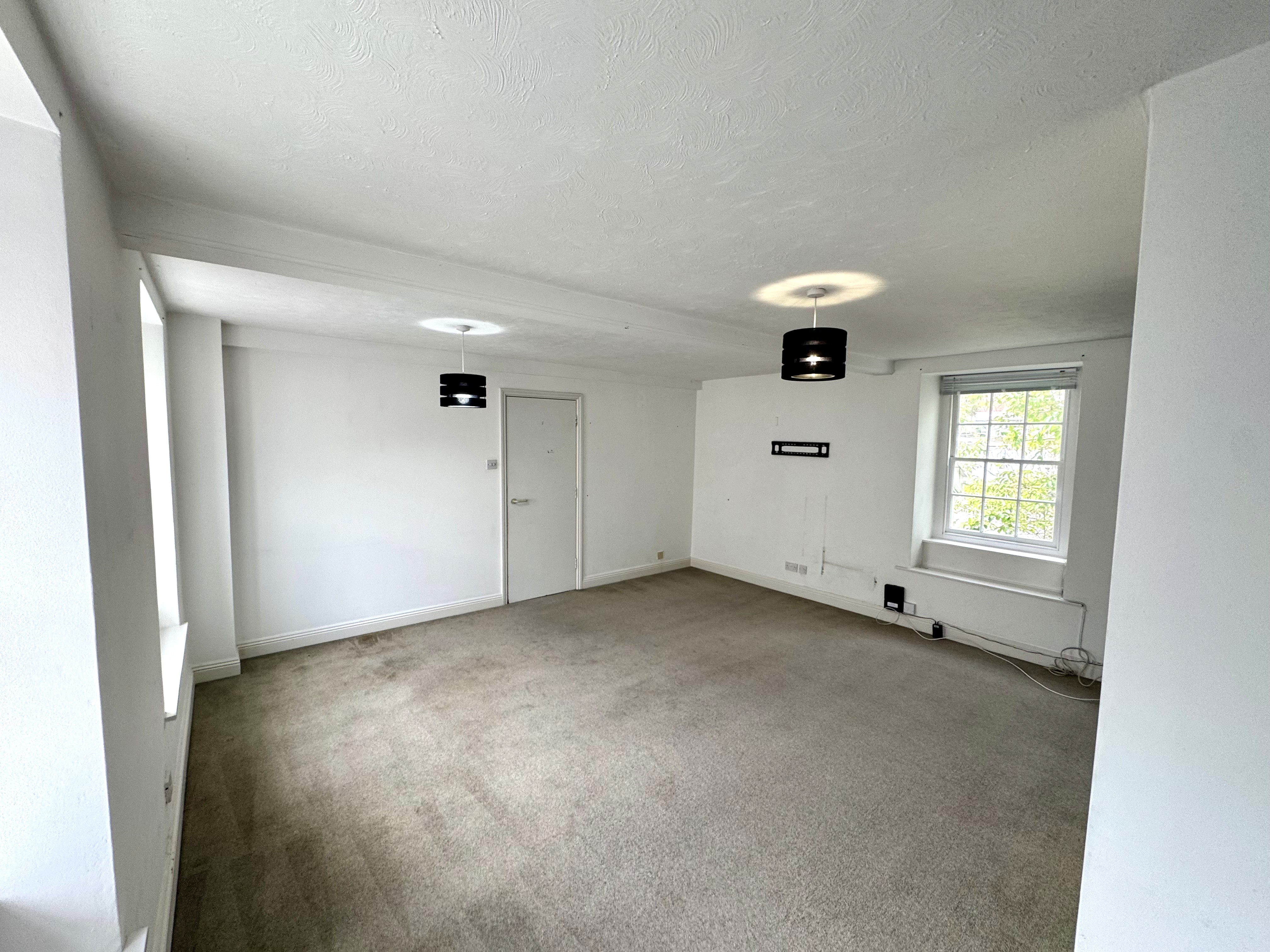 Flat 2, Trafalgar House photo 4