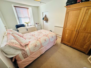 Ventnor house photo 8