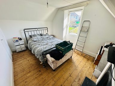 7 Westbourne Crescent photo 2