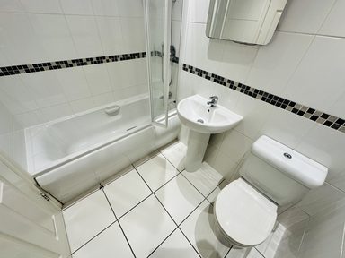 Flat 11, Park Place photo 13