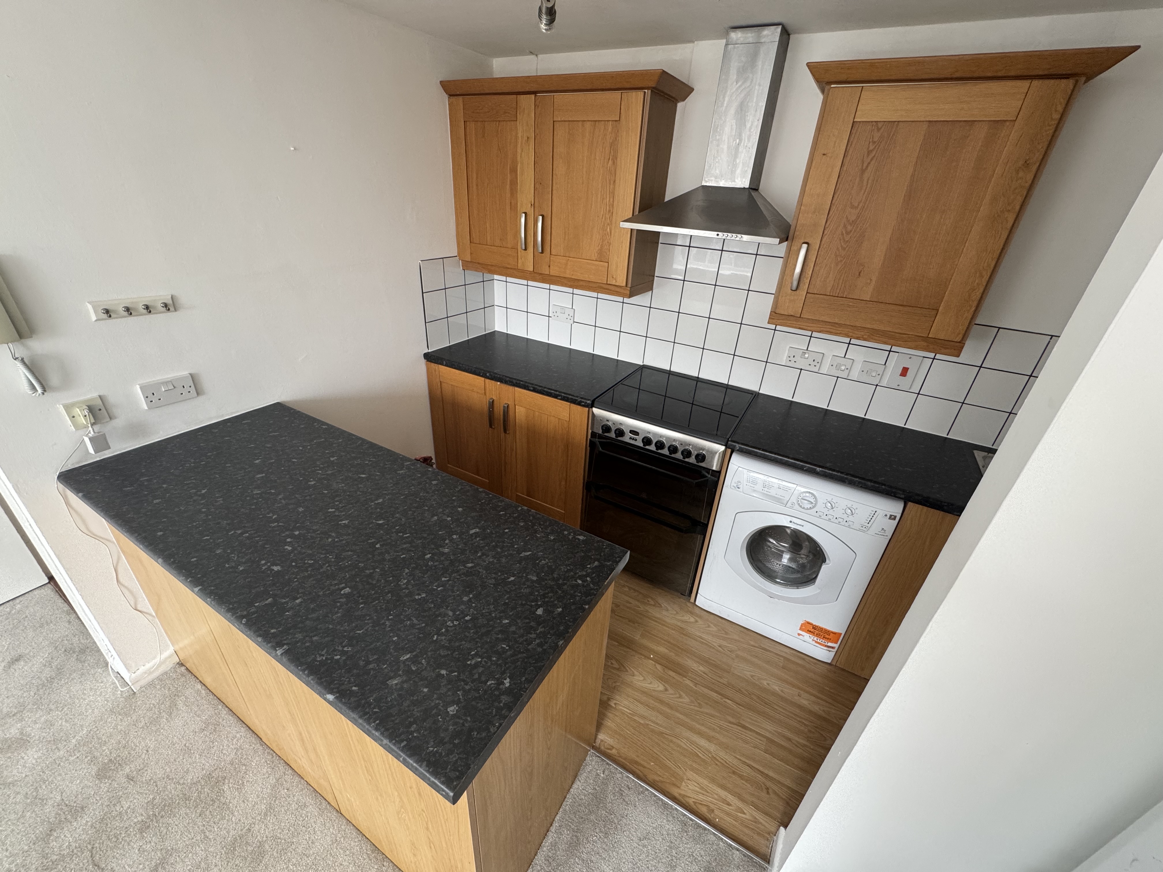 Flat 2, 9 Mill Street photo 3