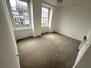 Flat 2, 9 Mill Street photo 4