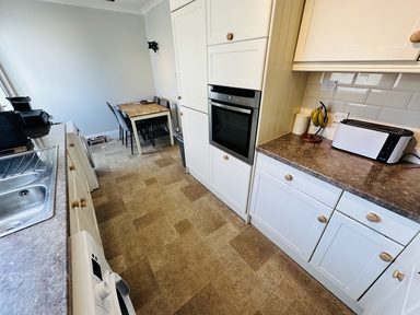 4 Inglewood Place photo 11