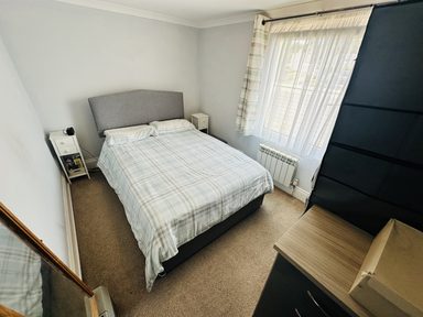 4 Inglewood Place photo 13