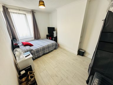 4 Inglewood Place photo 15