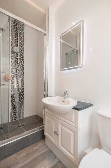 Apartment 3, Aldbrook House photo 9