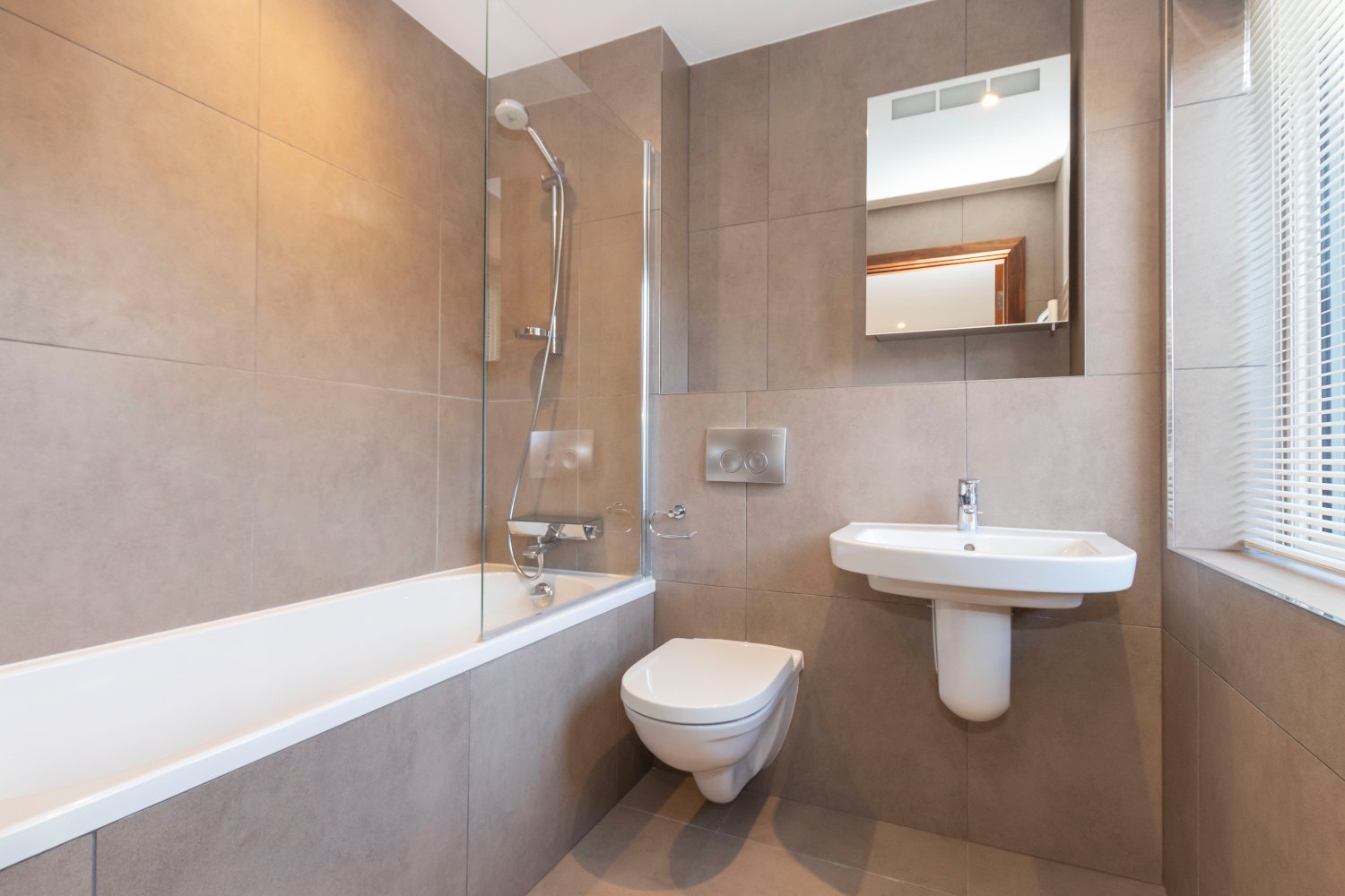 Apartment 31,ONE St Julian’s Avenue photo 14