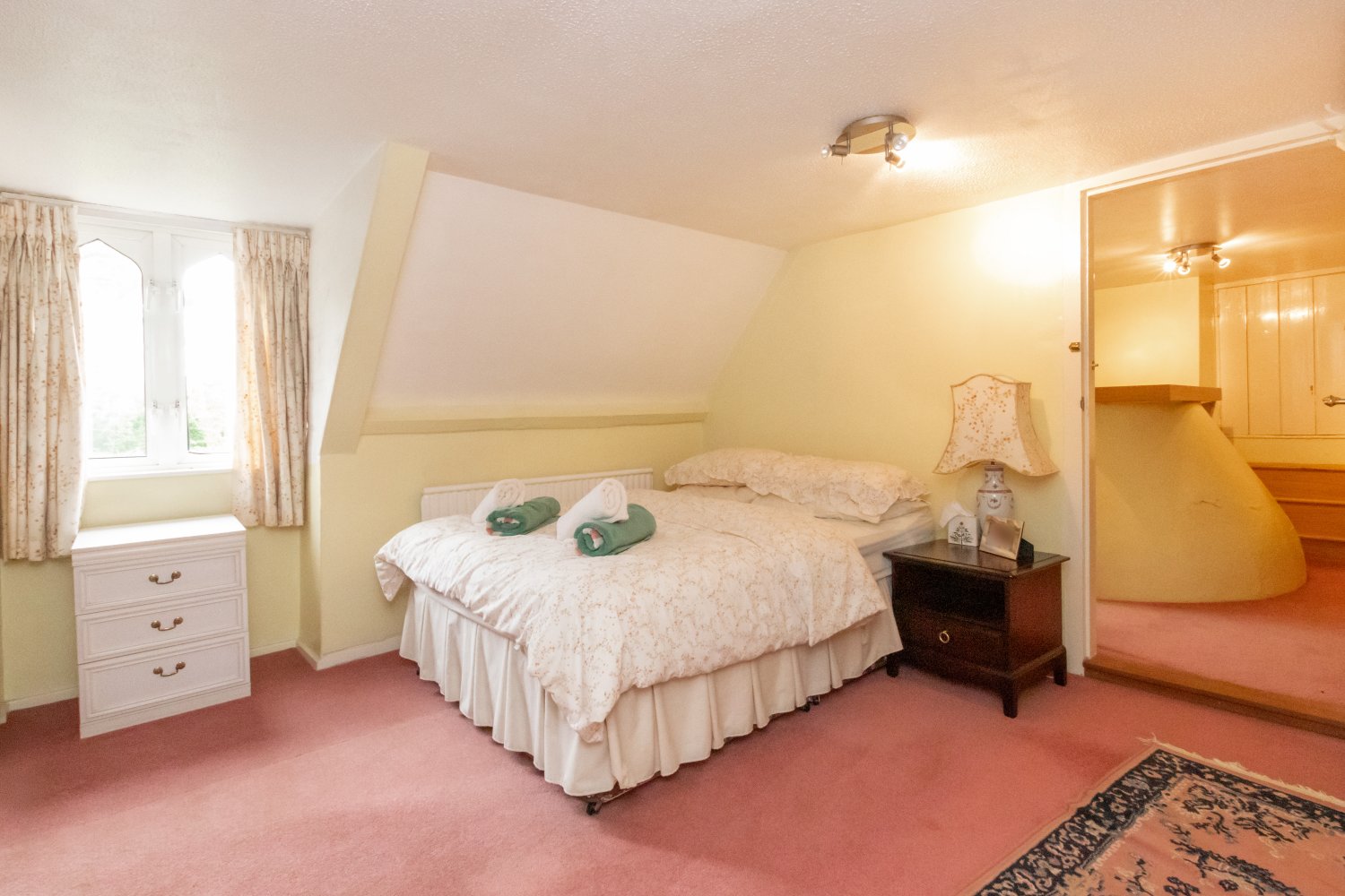 Pleneuf Court photo 34