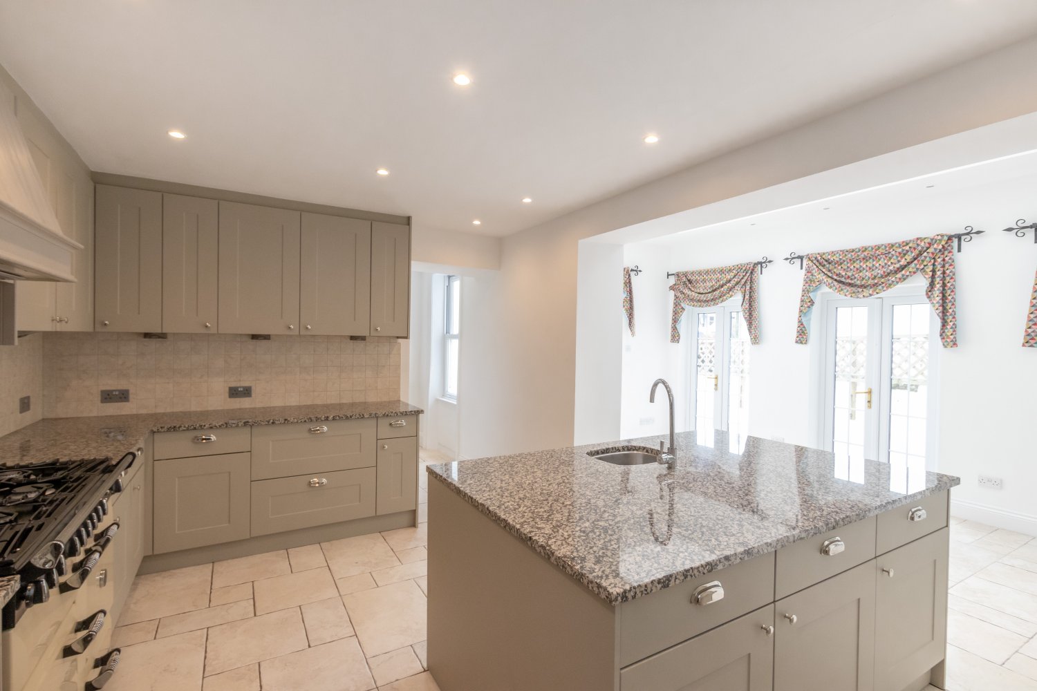 Heathfield photo 10