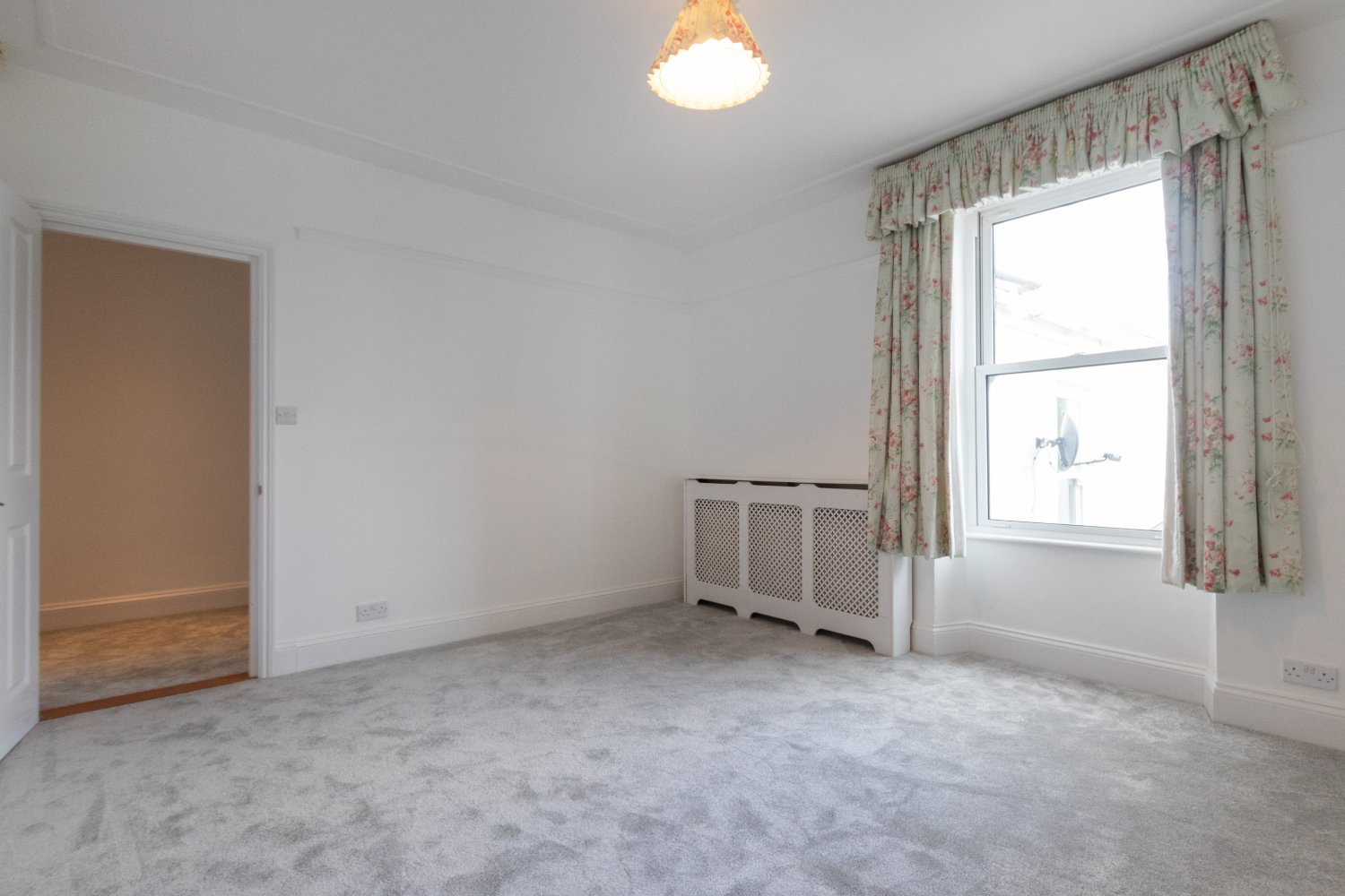 Heathfield photo 16