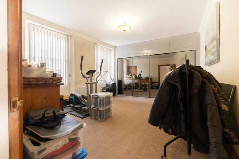 Eatonhurst - photo 15 of 18