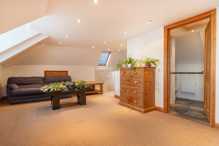 Eatonhurst - photo 7 of 18