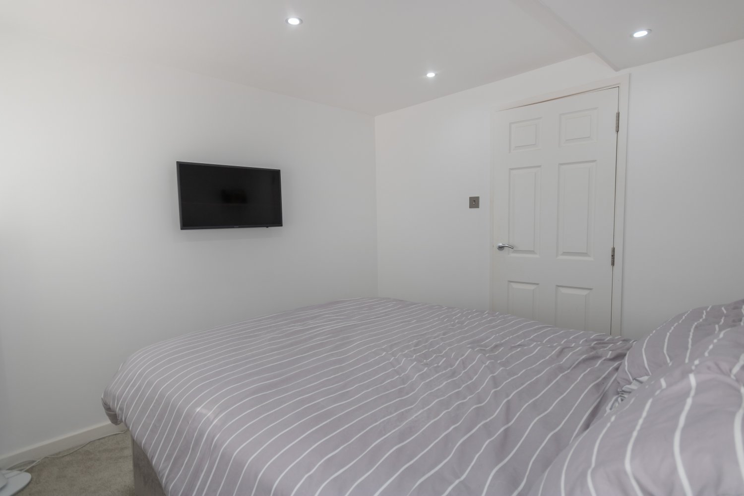 Flat 2, Maitland photo 7